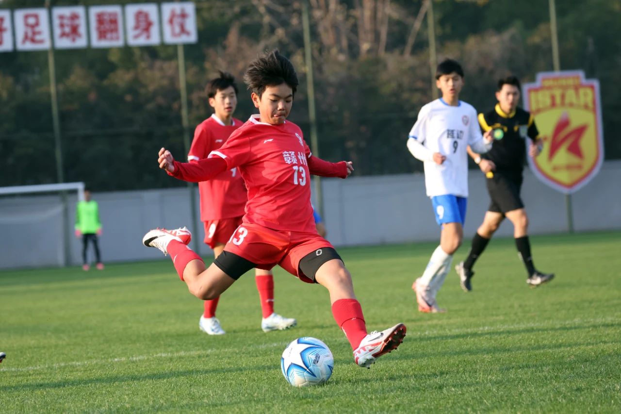包含亚洲足球合作交流持续深化，中国青训水平不断迈入新台阶的词条