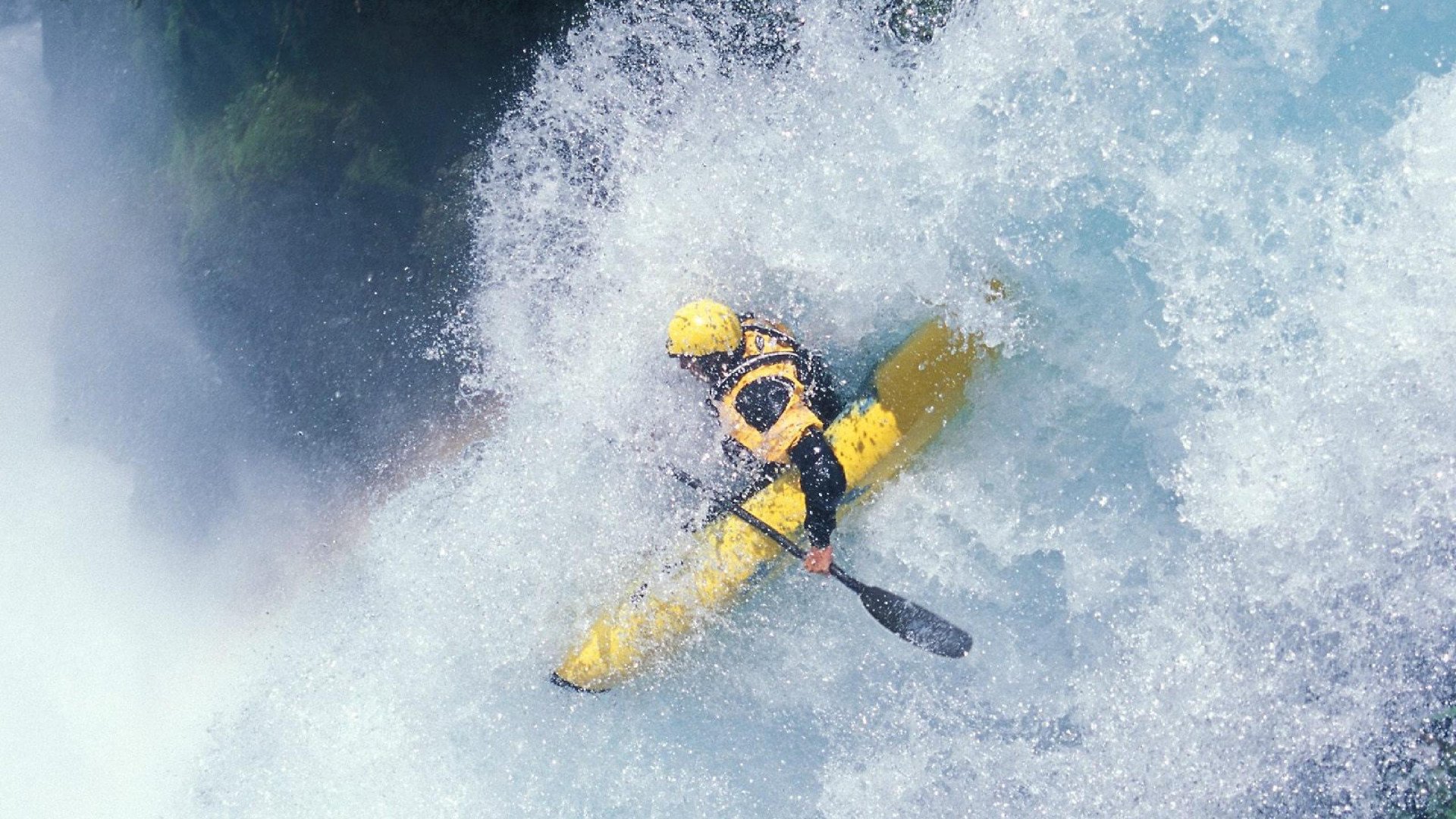 场外狂欢：车迷盛会与文化展演